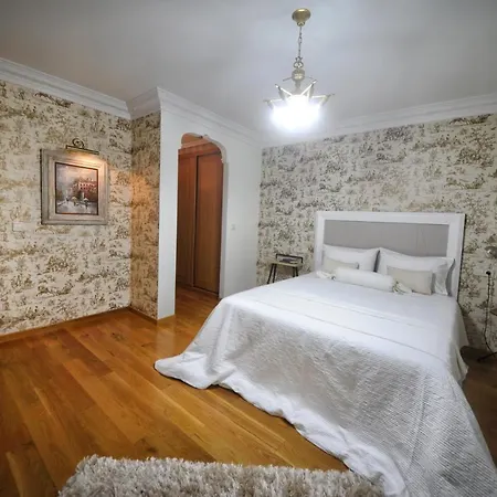 Rego Da Balsa Apartment